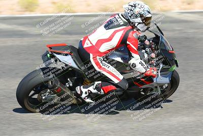 media/Oct-15-2022-TrackXperience (Sat) [[8f70b8b0be]]/Group 2/session 2 turn 3 and 4/